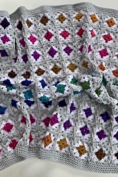 one ball Rainbow, free crochet pattern www.offthehookforyou.co.uk